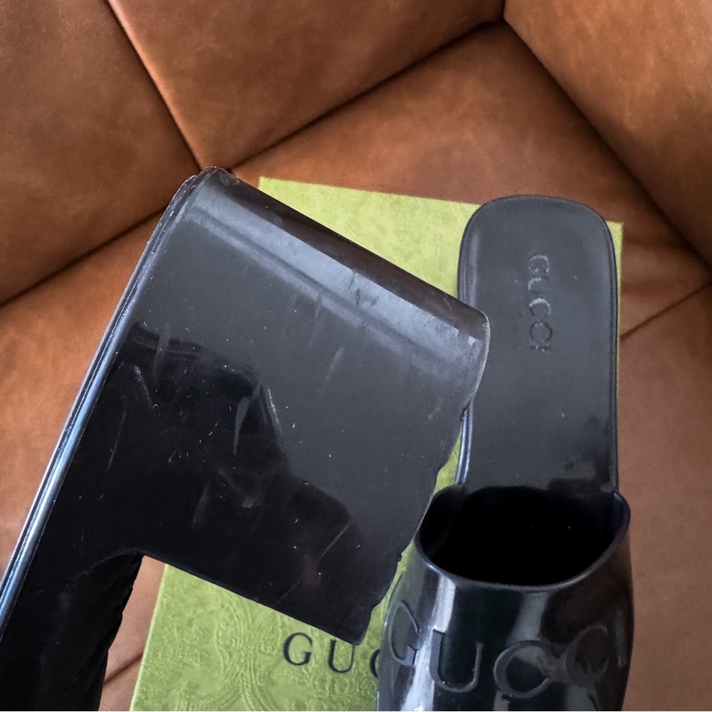 Gucci Black Mules with Matte Finish - Authentic - Picture 3 of 5